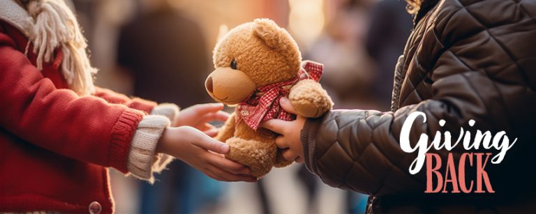 How Your Business Can Give Back This Holiday Season