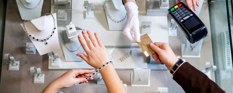 Jewelry Marketing Guide (2021): 26 Marketing Ideas to Increase New 